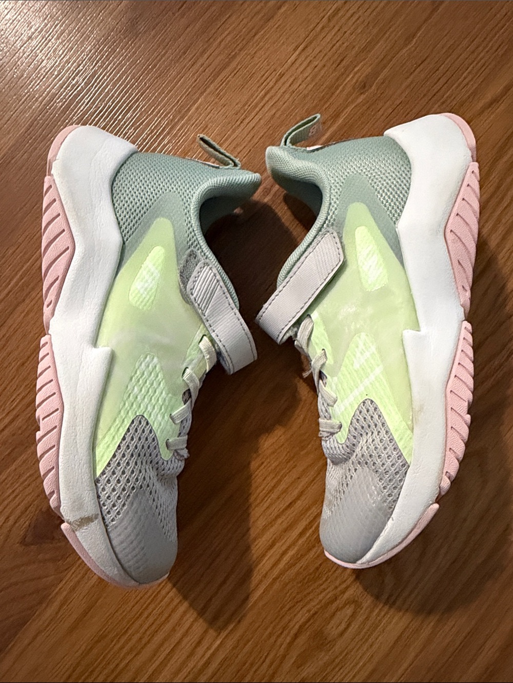 New Balance Kids' Rave Run V2 Hook and Loop